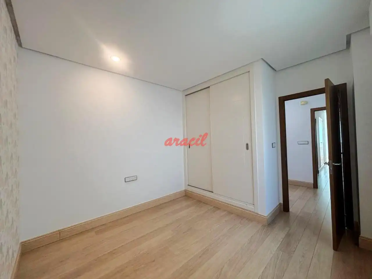Habitación de Piso en venta en Ourense Capital  con Calefacción, Terraza y Balcón