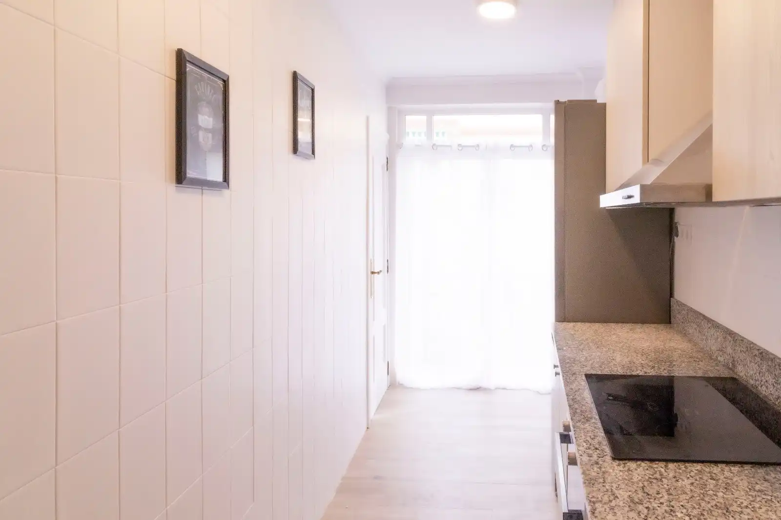 Flat for rent in Carrer de Bartomeu Reus, Hospital - Plaza del Real