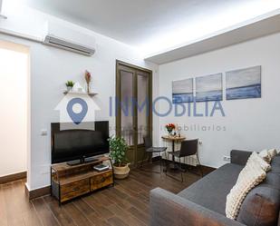 Sala d'estar de Pis en venda en  Madrid Capital amb Aire condicionat, Calefacció i Balcó