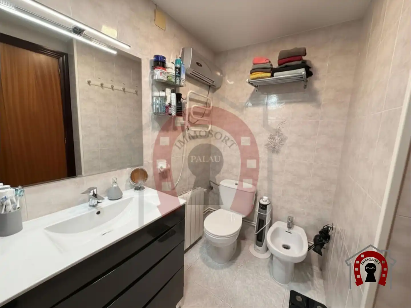 Baño de Ático en venta en Santa Perpètua de Mogoda con Aire acondicionado, Calefacción y Terraza