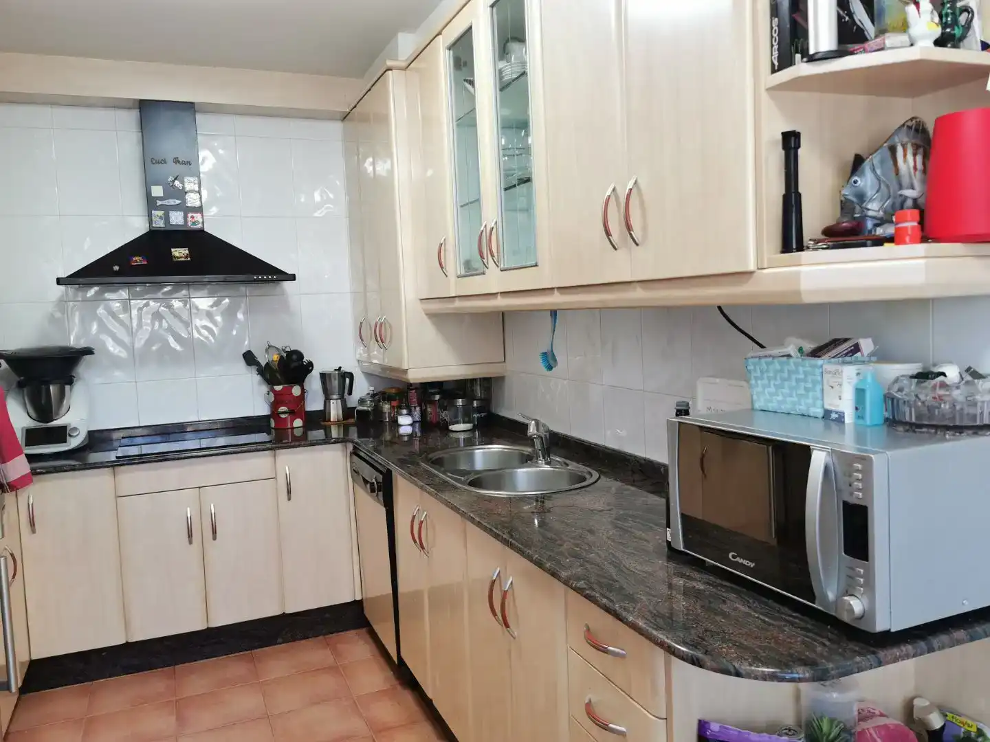 Cuina de Casa o xalet en venda en Oroso amb Jardí privat, Parquet i Forn