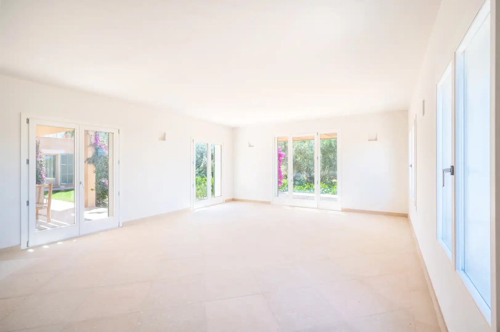 Sala de estar de Finca rústica en venta en Campos del Río con Aire acondicionado, Calefacción y Terraza