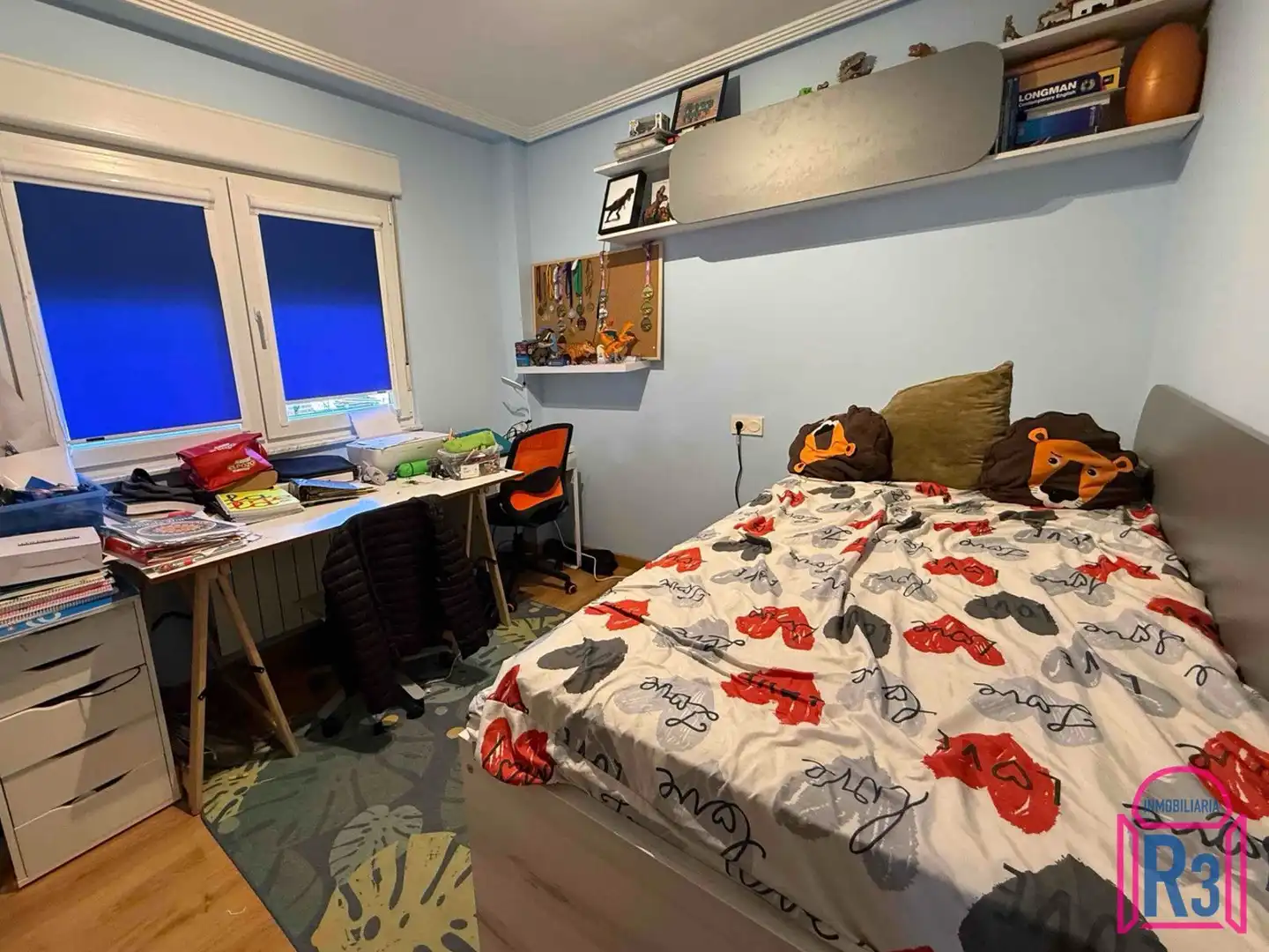 Habitación de Casa adosada en venta en Onzonilla con Calefacción