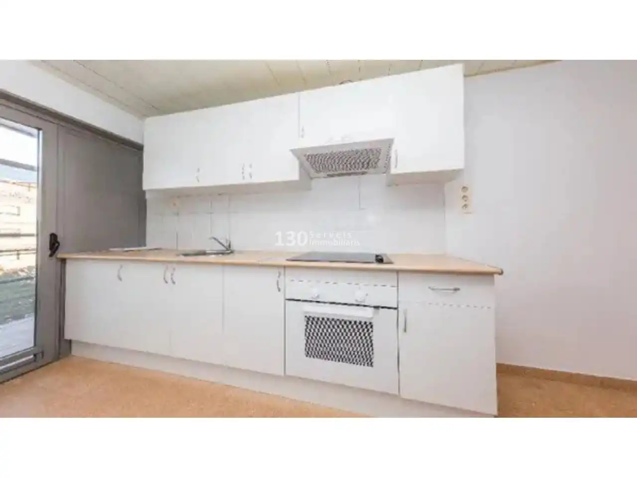 Piso con ascensor en venta en Plaza Baró, imagen 3