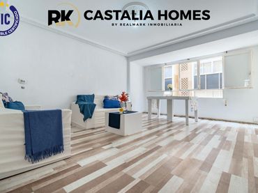 Pis amb balcó en venda a Carrer de Montcada 7