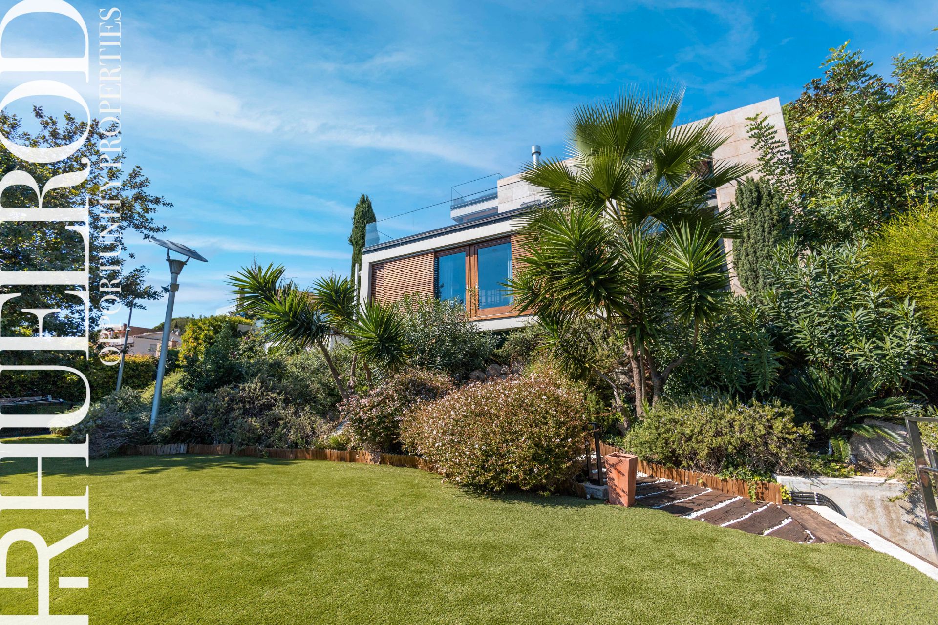 Jardín de Casa o chalet en venta en Calella con Aire acondicionado, Calefacción y Jardín privado