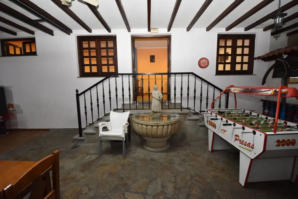 Business premises for sale in Noia, imagen 10