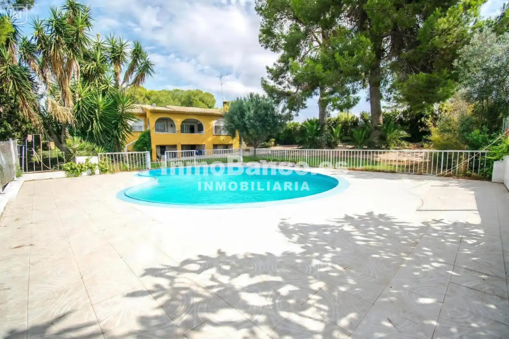 Vista exterior de Casa o chalet en venta en Torrent con Aire acondicionado, Calefacción y Jardín privado