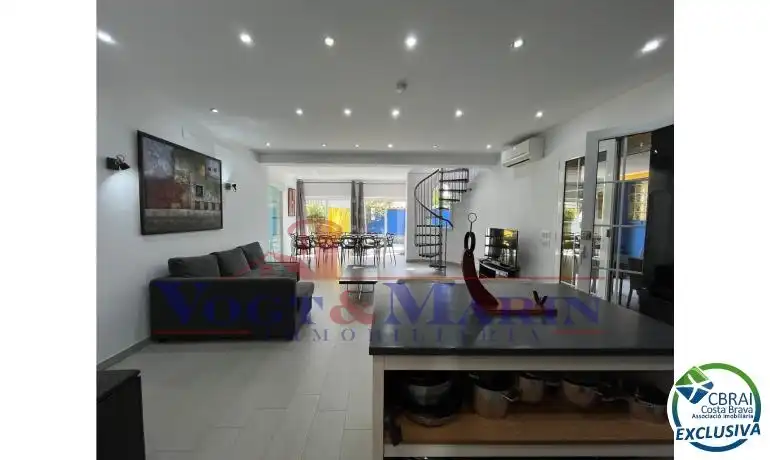 Casa aparellada amb piscina en venda a Carrer Montseny, imagen 19