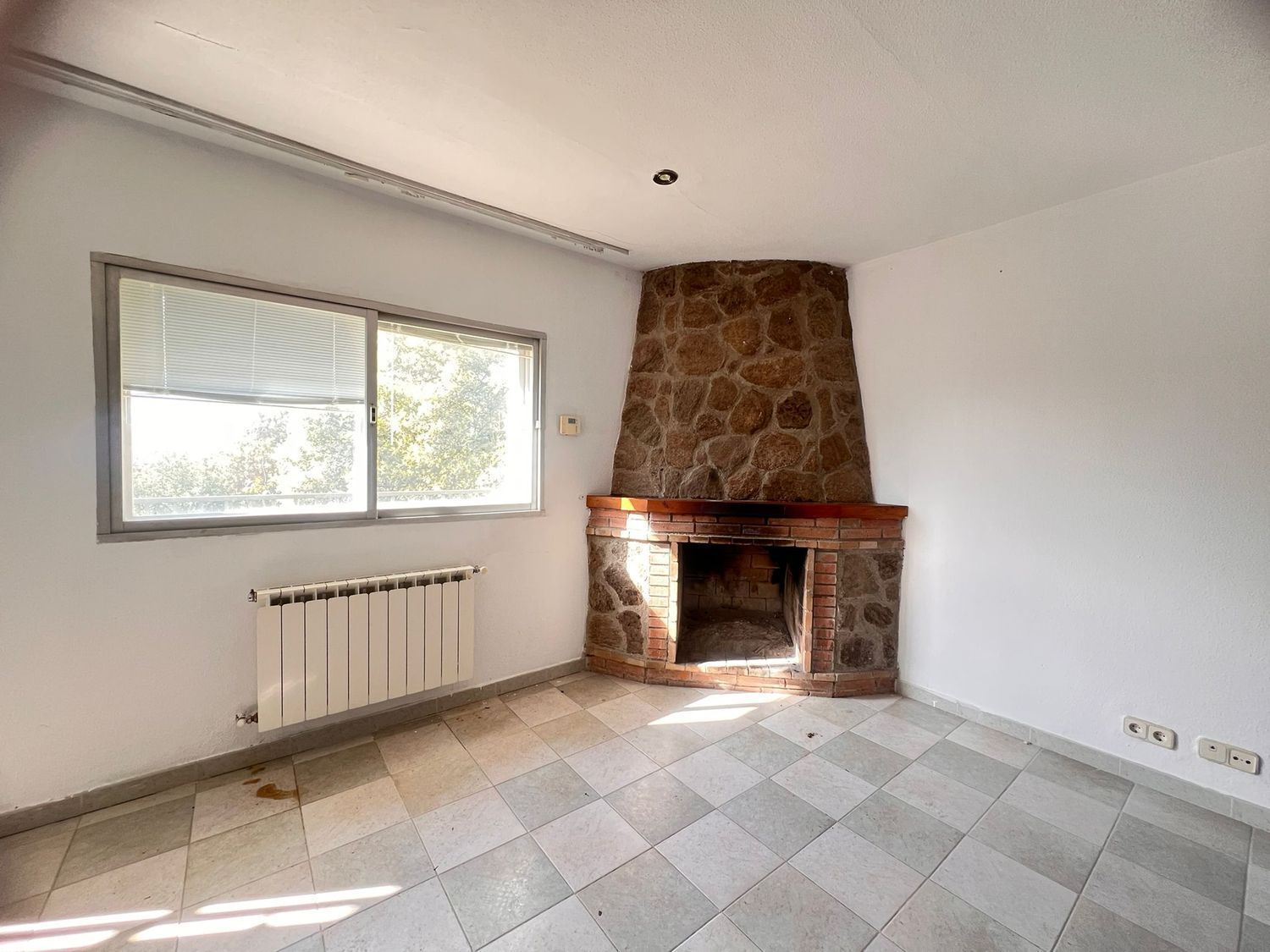 Sala d'estar de Casa o xalet en venda en Venturada amb Calefacció i Terrassa