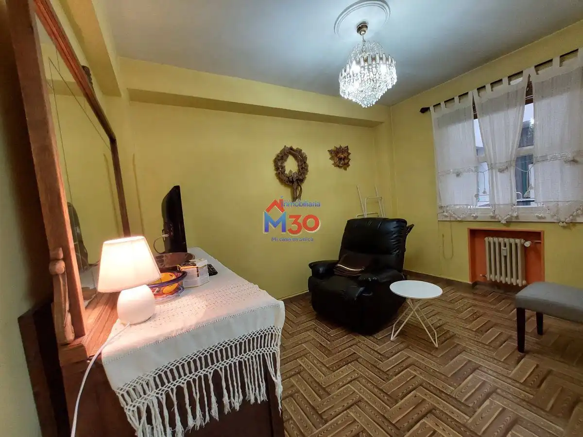 Habitación de Piso en venta en Miranda de Ebro con Calefacción, Terraza y Trastero
