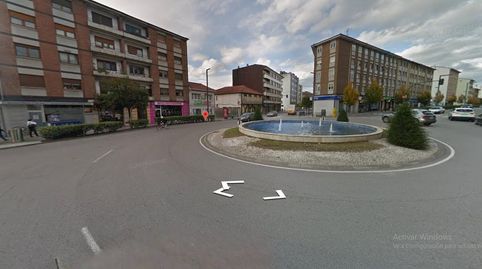 Foto 2 de Residencial en venta en Avenida José Tartiere, 5, Lugones, Siero