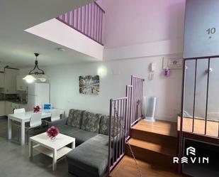 Sala d'estar de Casa o xalet en venda en  Jaén Capital amb Aire condicionat, Calefacció i Jardí privat