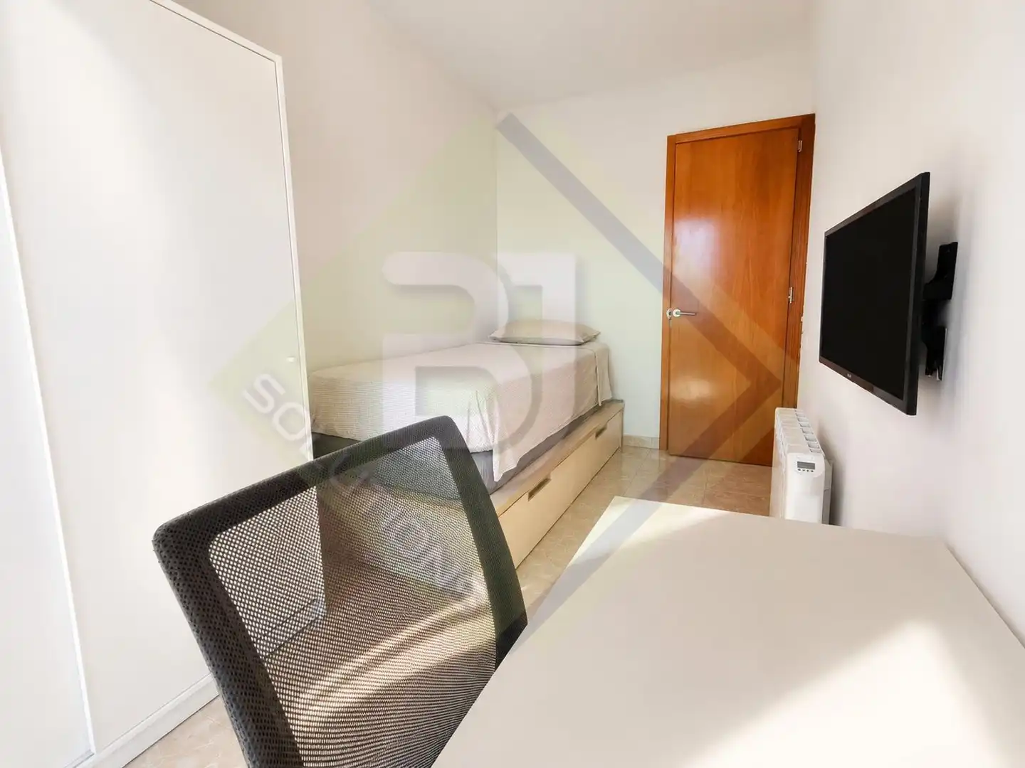 Habitación de Ático en venta en Canet de Mar con Calefacción, Terraza y Horno