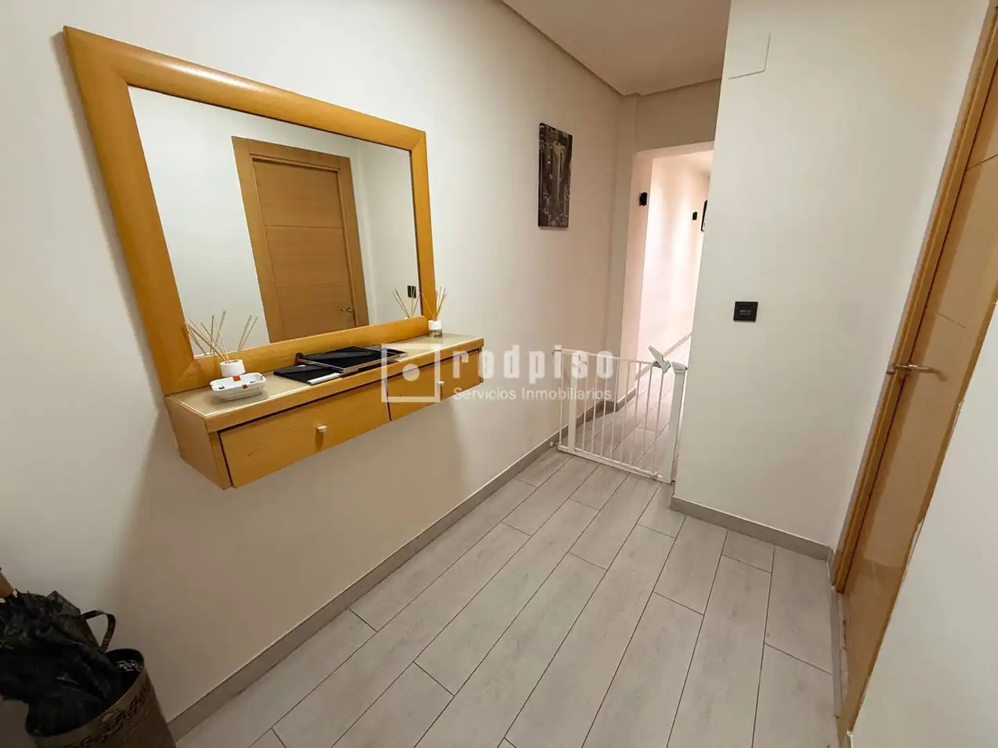 Piso en venta en Valencia con Aire acondicionado, Trastero y Amueblado