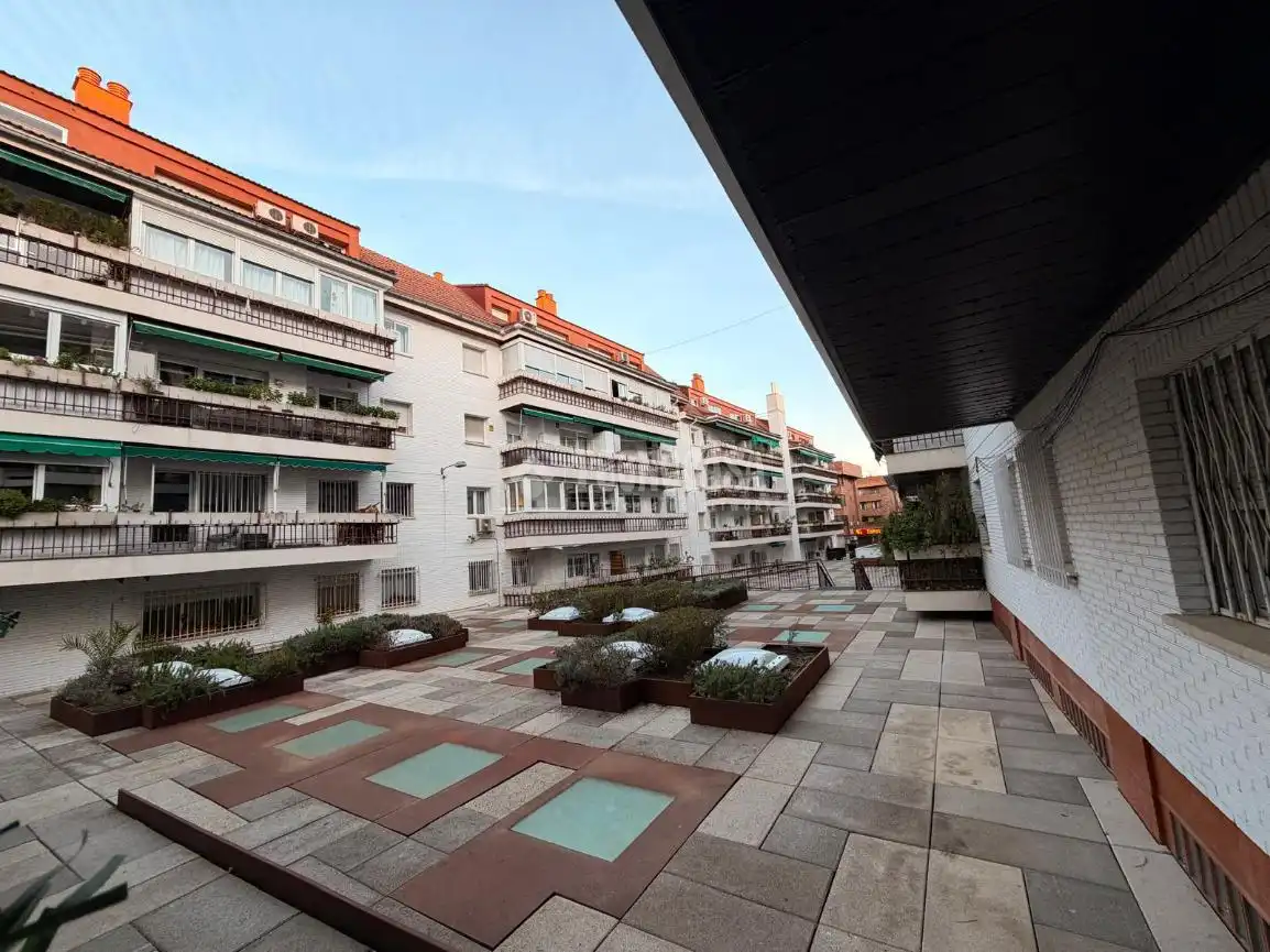 Terraza de Piso en venta en Majadahonda con Aire acondicionado, Calefacción y Terraza