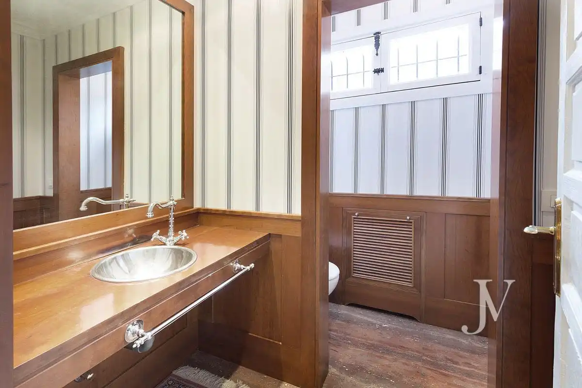 Bathroom of Houses for rent in Madrid  with Air Conditioner, Heating and Private garden