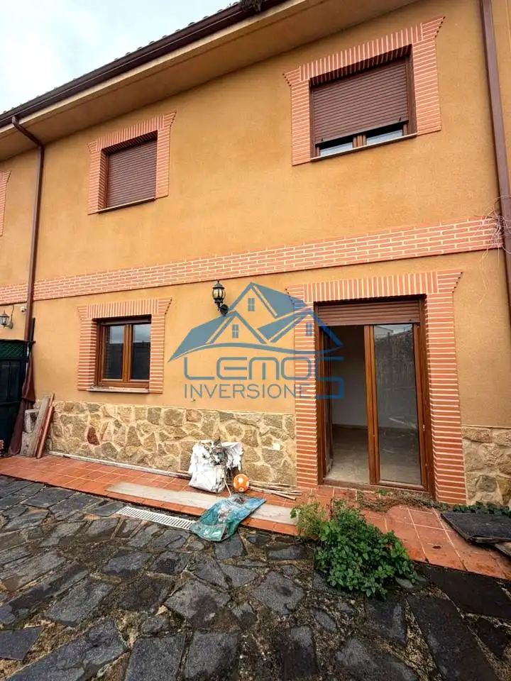 Vista exterior de Casa o chalet en venta en Villanueva de Azoague, Zamora