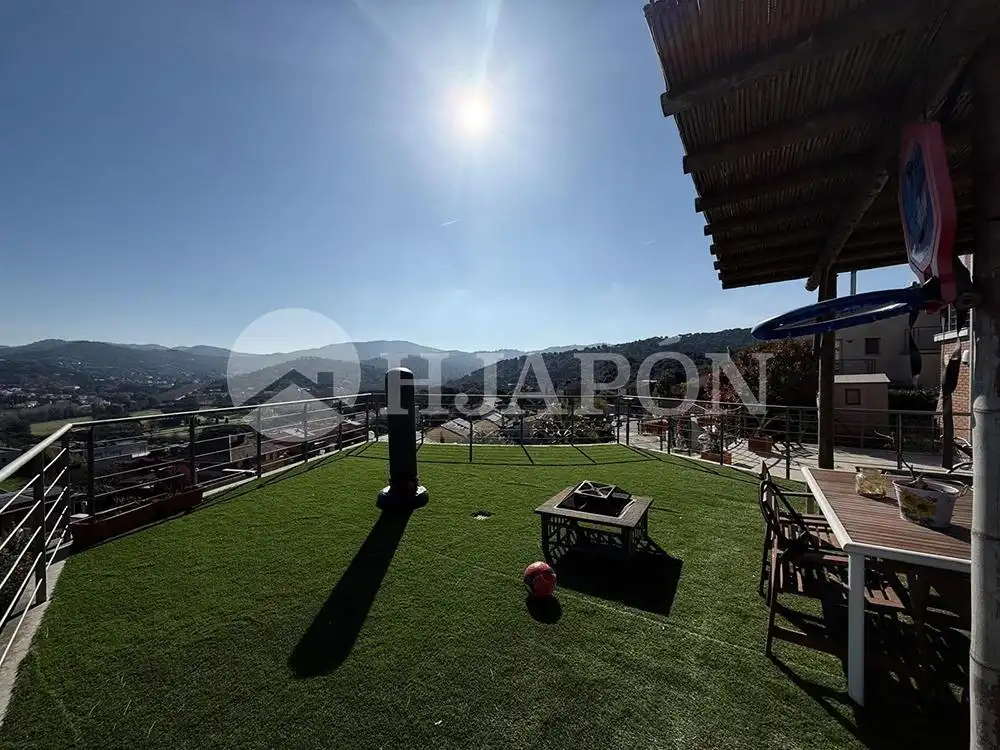 Terrassa de Casa adosada en venda en Vallromanes amb Aire condicionat, Calefacció i Piscina