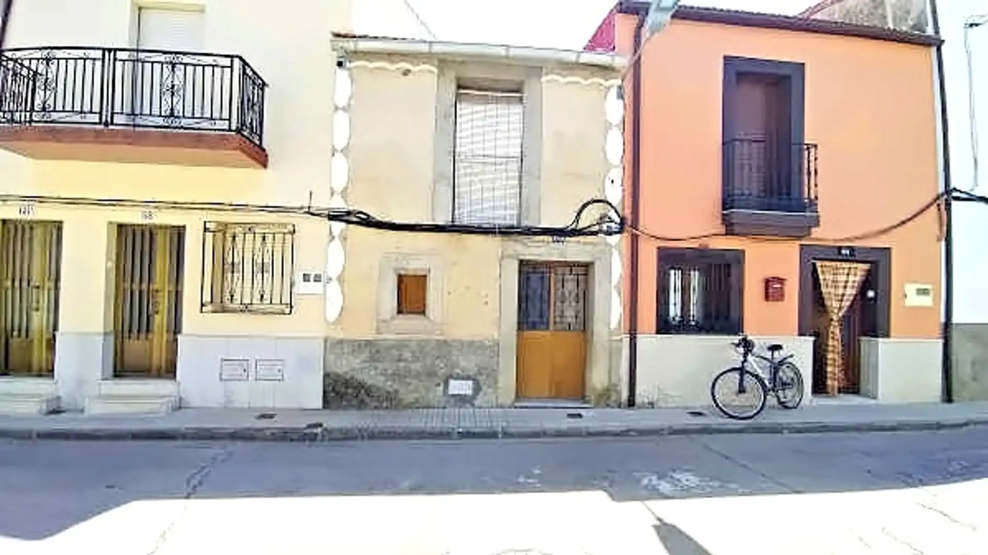 Casa adosada en venta en C/ Parral , Zarza la Mayor
