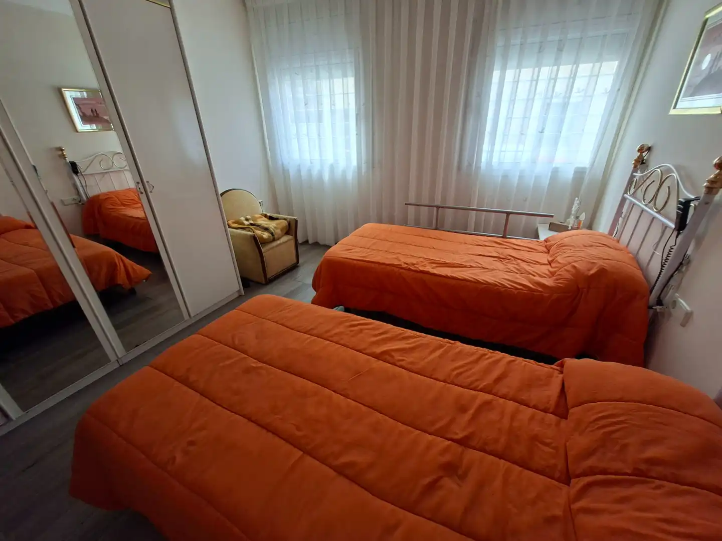 Habitación de Planta baja en venta en Castellar del Vallès con Aire acondicionado y Calefacción