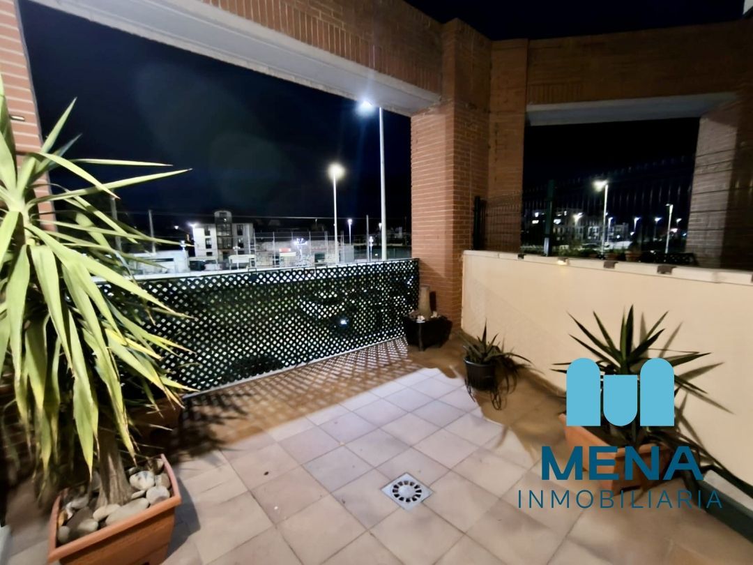 Terrassa de Pis en venda en Santa Cruz de Bezana amb Calefacció, Terrassa i Traster