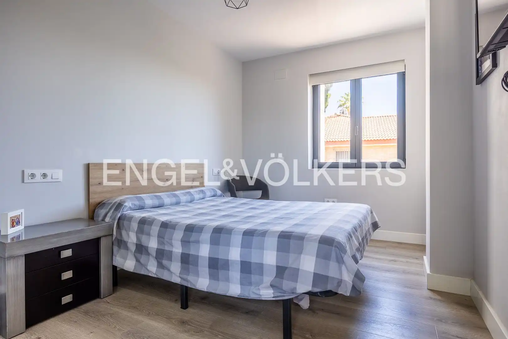 Habitación de Casa o chalet en venta en Dos Hermanas con Aire acondicionado, Calefacción y Jardín privado