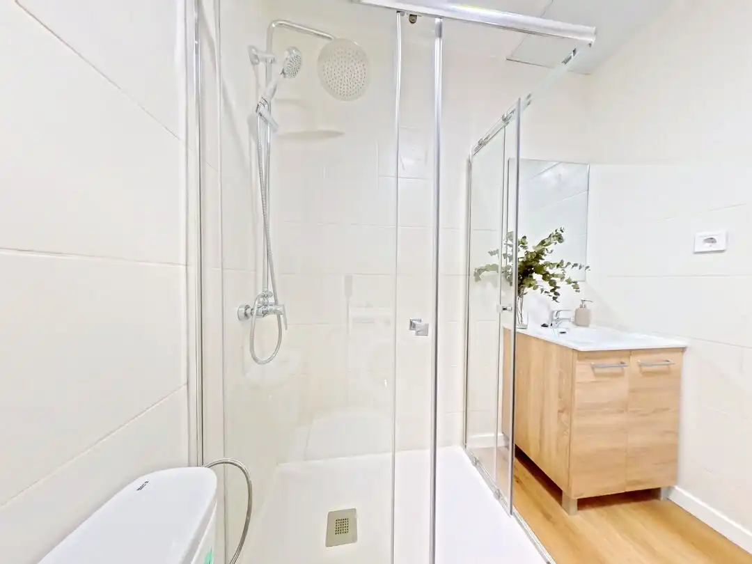 Bathroom of Flat for sale in Madrid  with Heating and Furnished