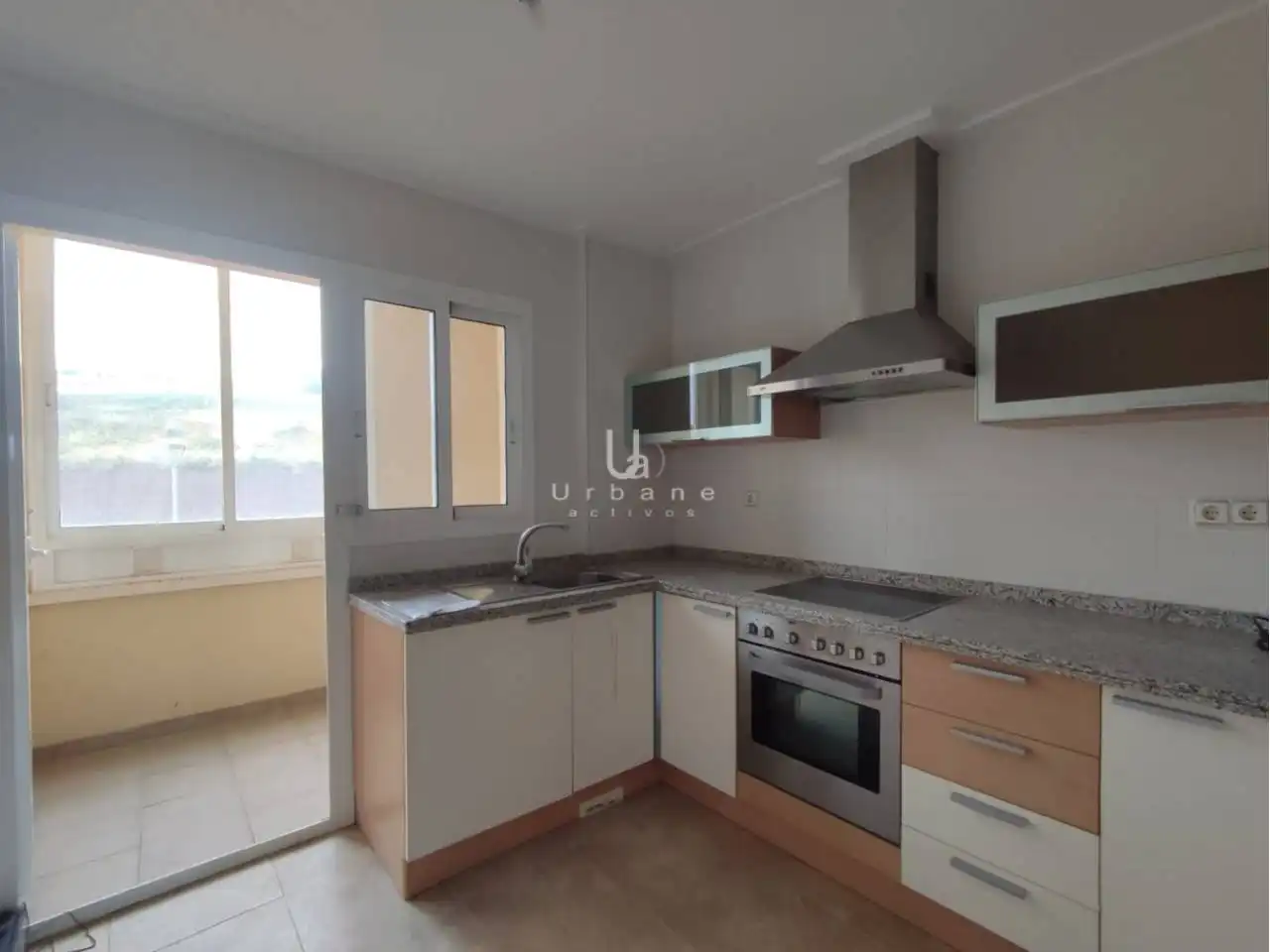 Küche von Wohnung zum Verkauf in Murcia mit Balkon