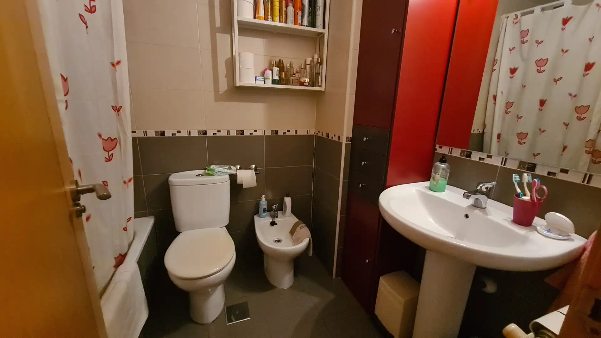 Baño de Piso en venta en Zamora Capital  con Calefacción, Terraza y Trastero