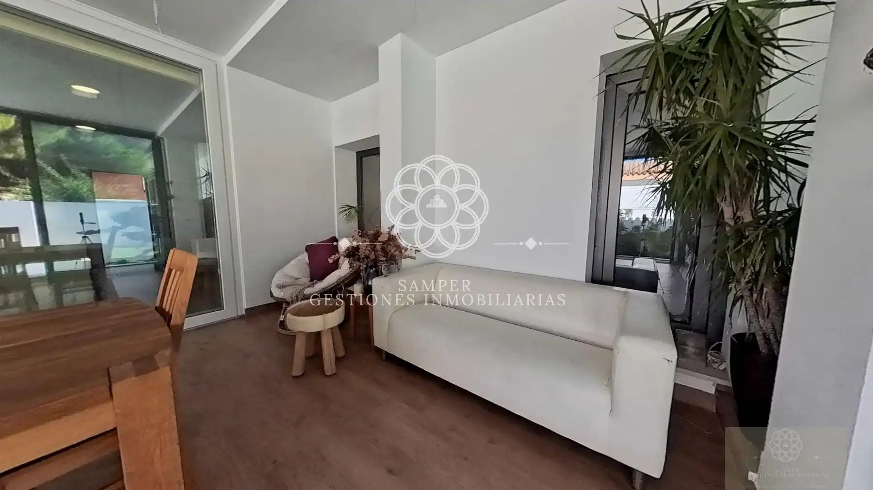 Sala d'estar de Casa o xalet en venda en El Puerto de Santa María amb Calefacció i Piscina