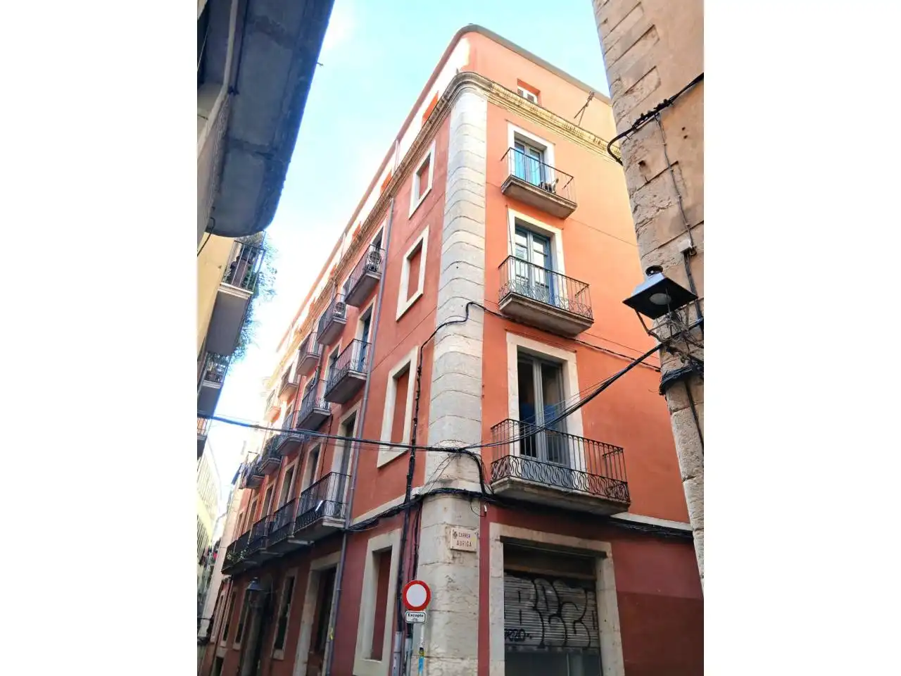 Vista exterior de Pis en venda en Girona amb Aire condicionat, Calefacció i Traster