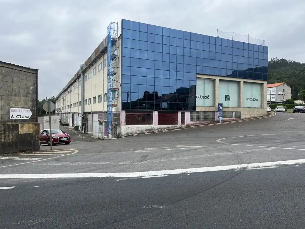 Exterior view of Industrial buildings for rent in Padrón