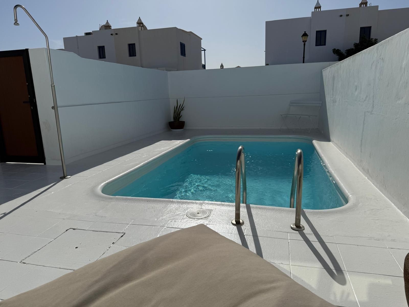 Piscina de Dúplex en venta en Yaiza con Terraza y Amueblado