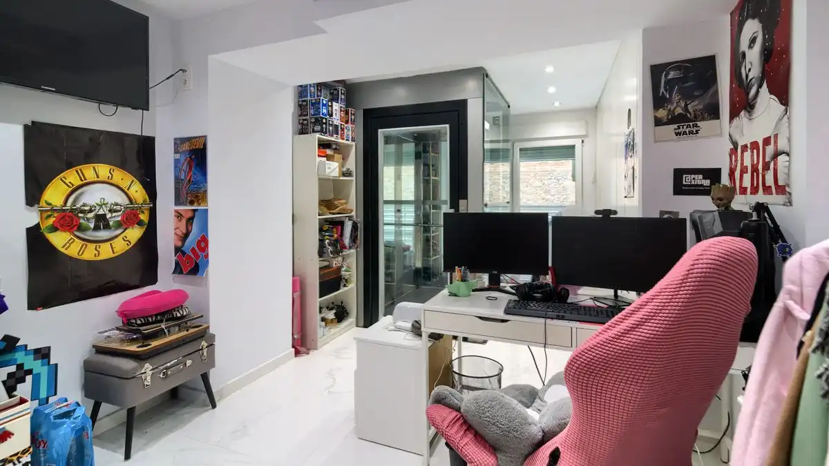 Duplex with terrace for sale in Carrer del Doctor Monserrat, imagen 38