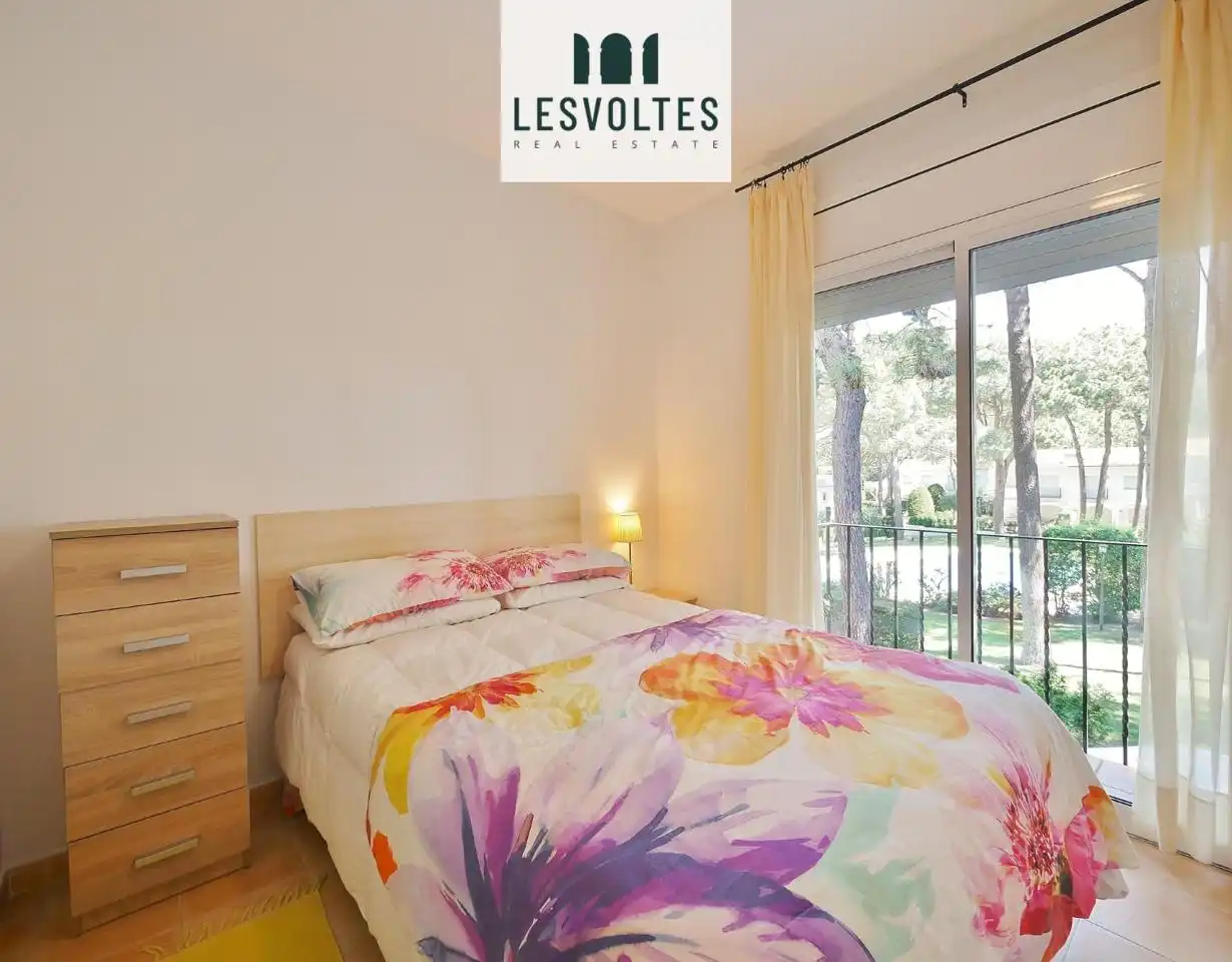 Bedroom of Houses for sale in Pals  with Air Conditioner, Private garden and Balcony