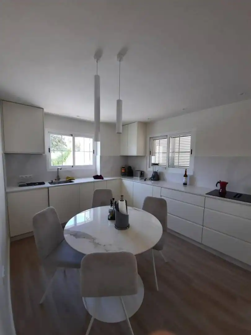 Cuina de Casa o xalet de lloguer en Marbella amb Terrassa