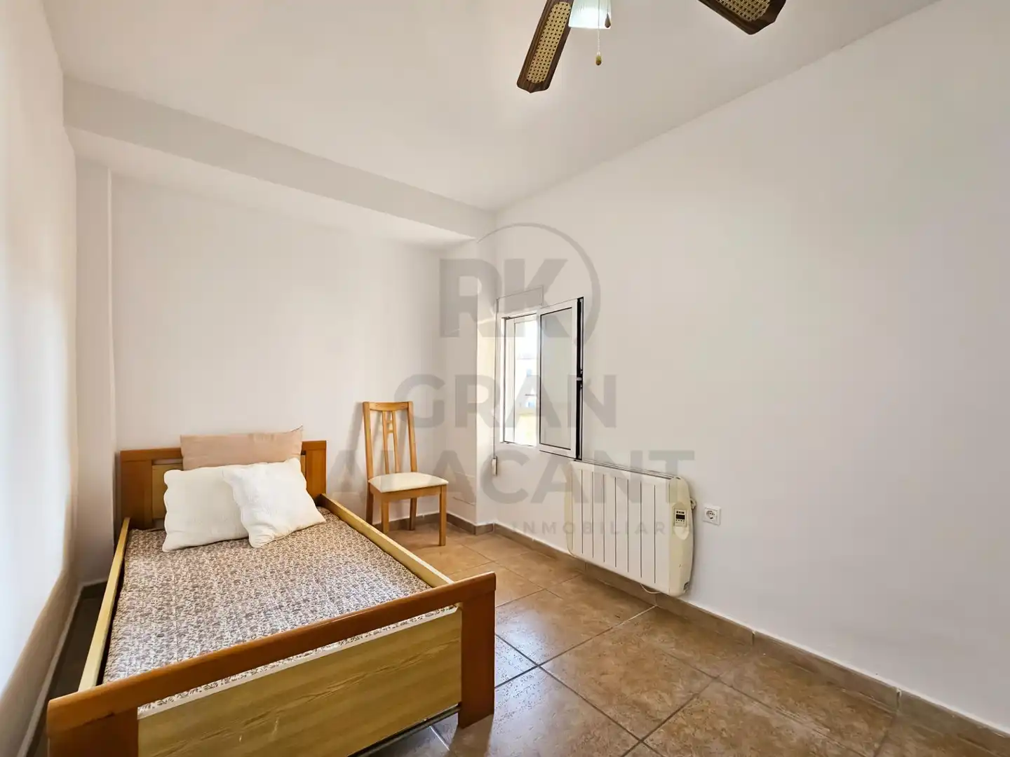 Dormitori de Casa o xalet en venda en Santa Pola amb Calefacció, Terrassa i Traster