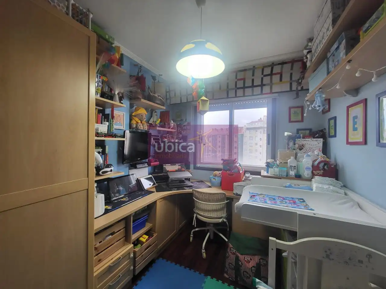 Habitación de Piso en venta en Vigo  con Calefacción, Parquet y Trastero