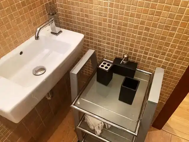 Bany de Pis en venda en Baeza amb Aire condicionat i Balcó