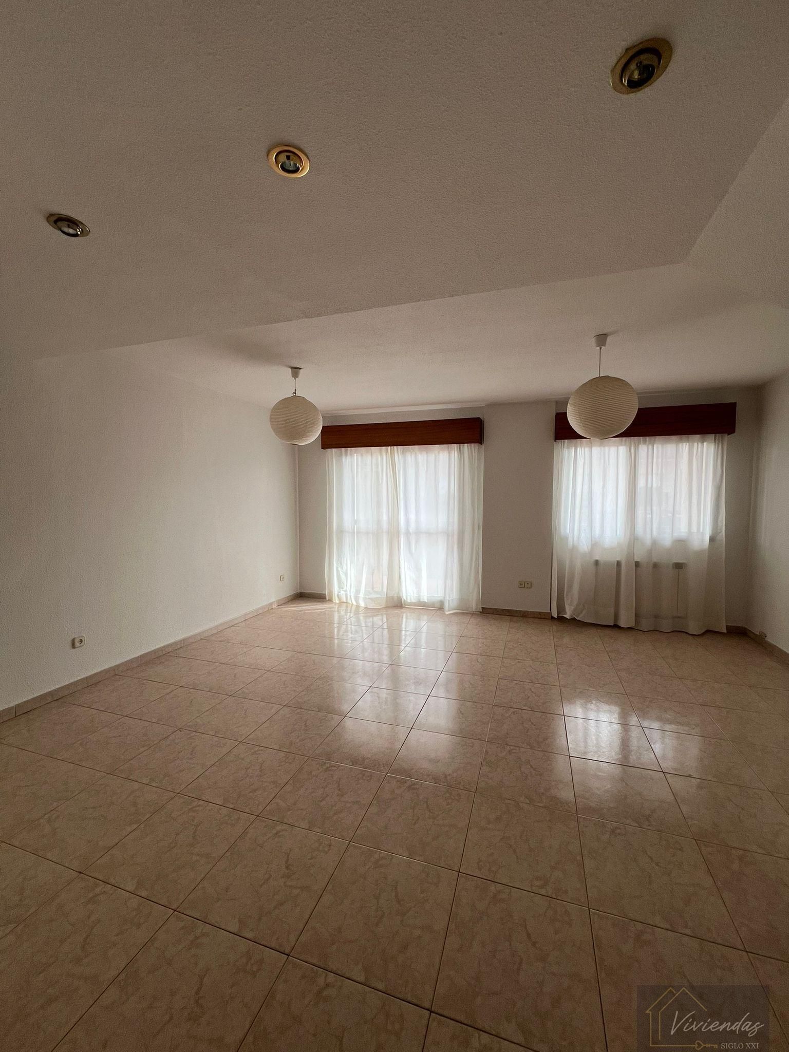 Living room of House or chalet for sale in Brunete  with Air Conditioner, Heating and Storage room