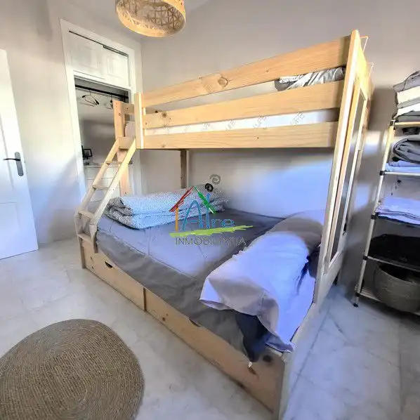 Habitación de Casa adosada en venta en Almonte con Aire acondicionado, Calefacción y Jardín privado