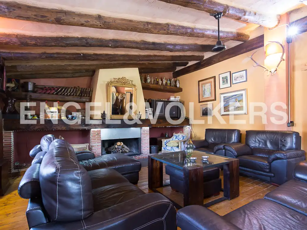 Sala de estar de Casa o chalet en venta en Enguera con Aire acondicionado, Calefacción y Jardín privado