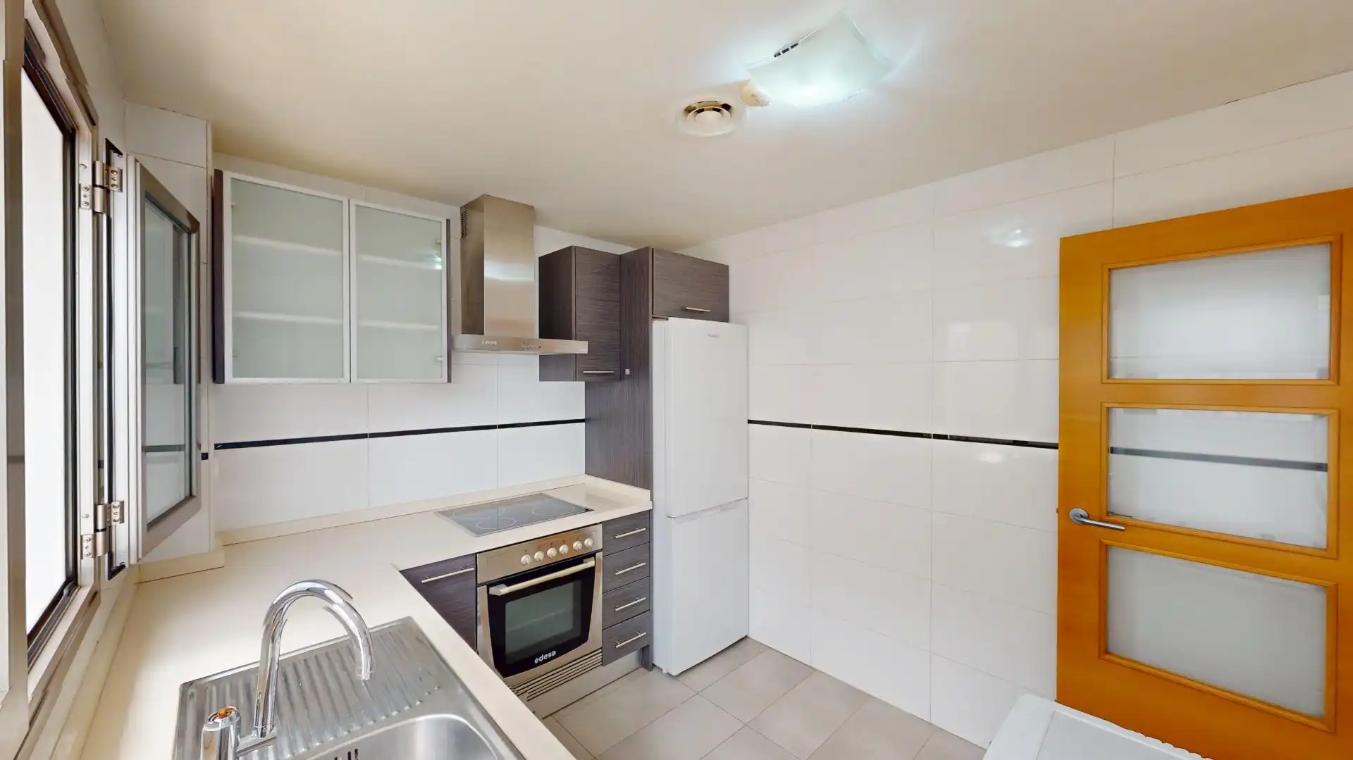 Cocina de Dúplex en venta en Oliva con Aire acondicionado, Calefacción y Terraza
