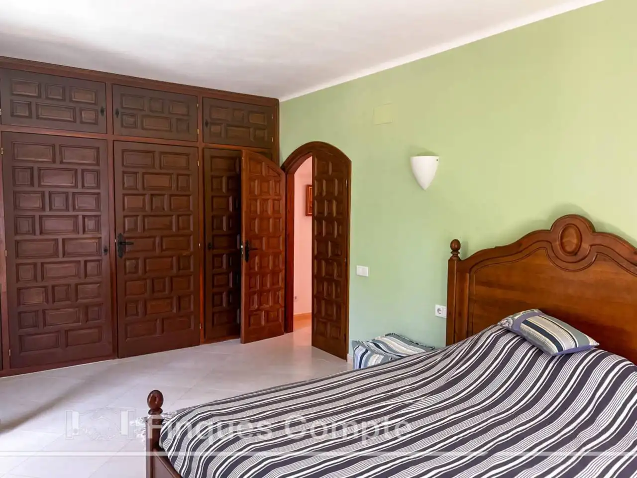 Casa o chalet en venta en Roda de Berà con Jardín privado, Terraza y Piscina
