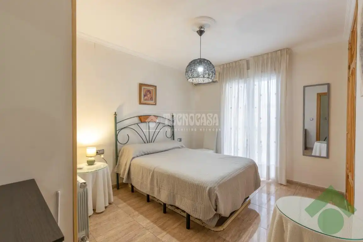 Casa adosada en venta en Barrio de Zaidín