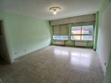 Pis amb ascensor en venda a Caranza