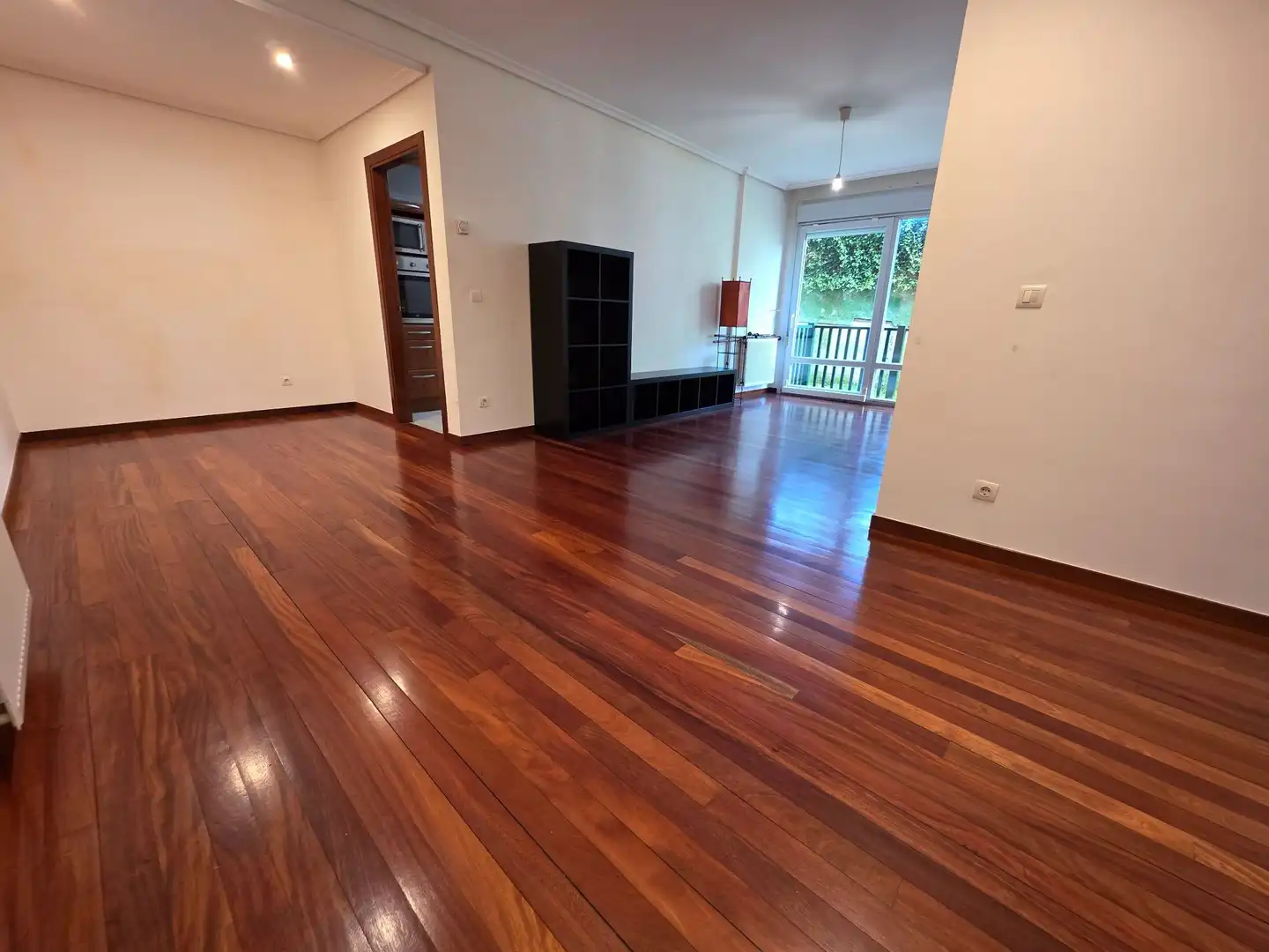 Sala d'estar de Pis en venda en Gatika amb Calefacció i Terrassa