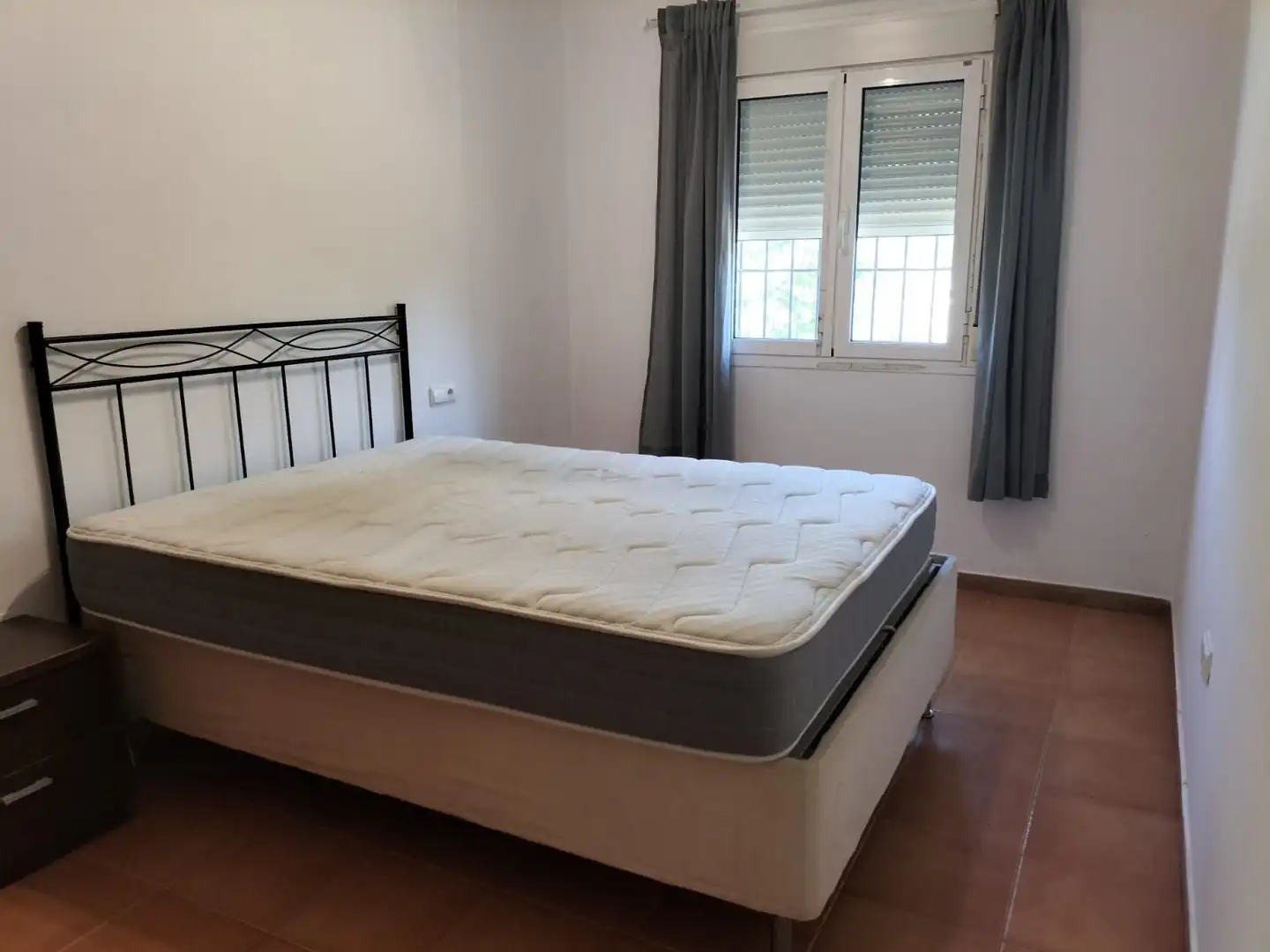 Schlafzimmer von Country house zur Miete in Málaga mit Klimaanlage