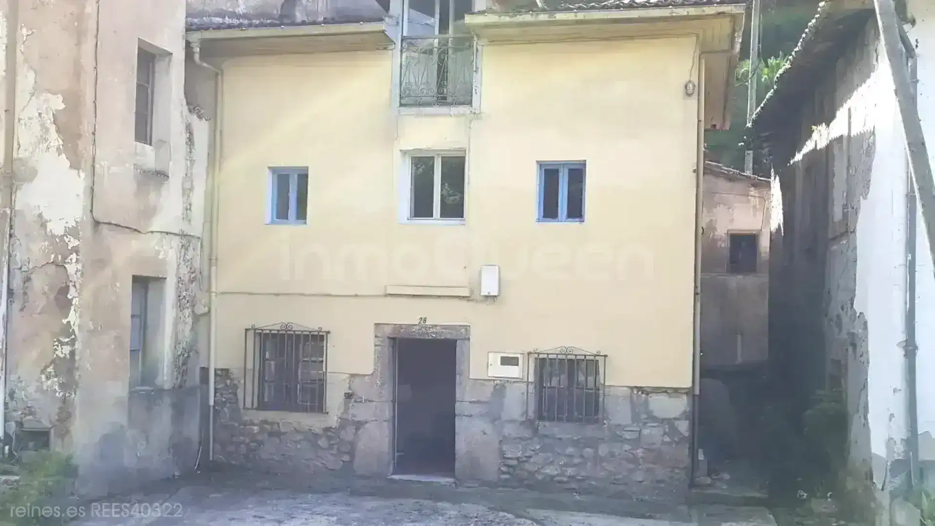 Vista exterior de Casa o xalet en venda en Grado